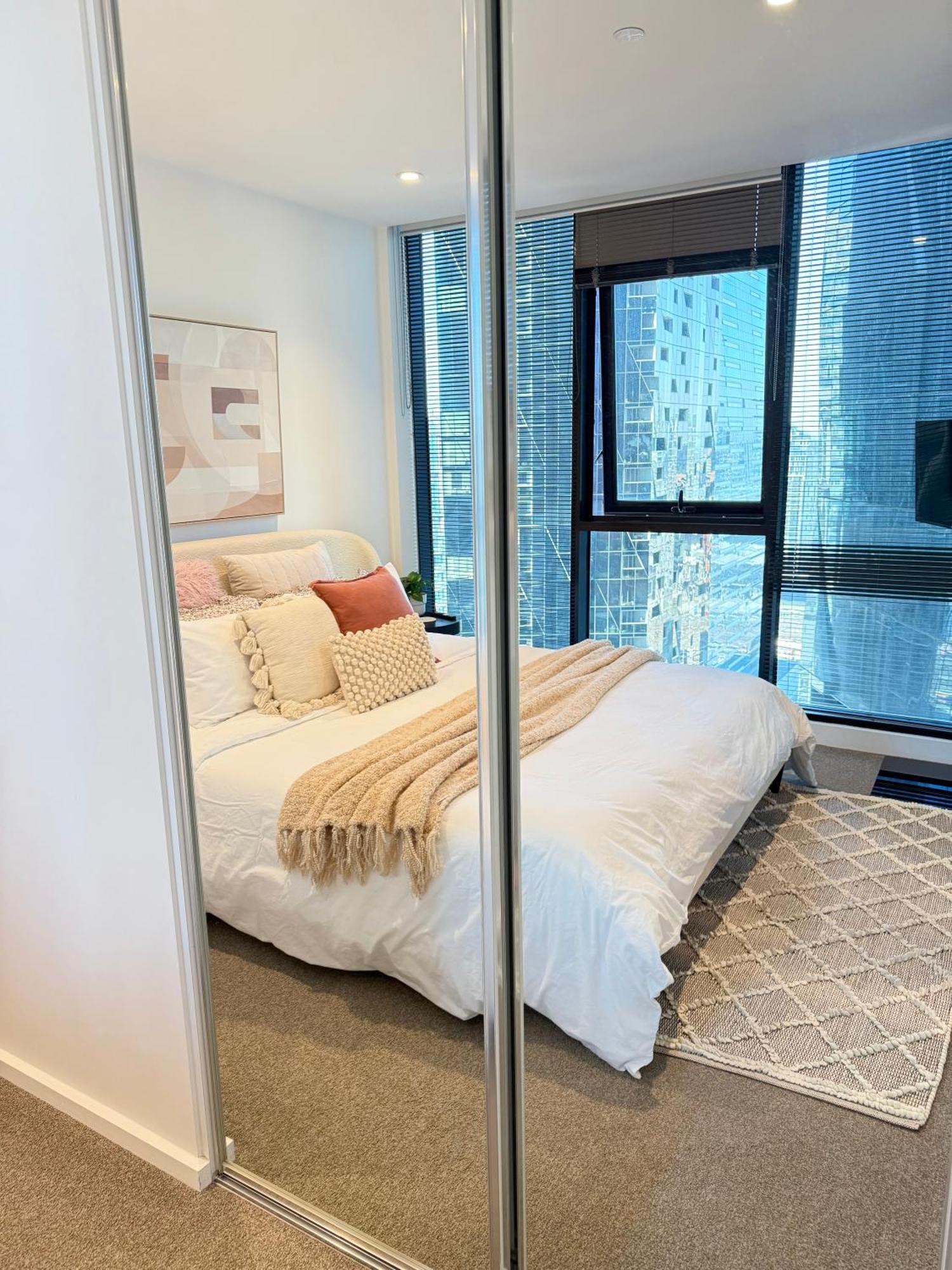 Lonsdale St Luxury Cbd Family Apartment With Free Parking Melbourne Zewnętrze zdjęcie